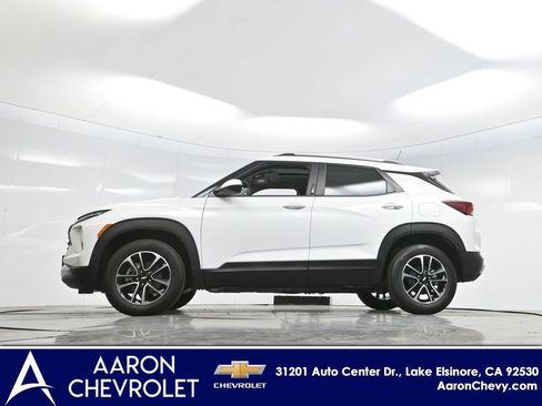 New 2025 Chevrolet TrailBlazer LT w/ Convenience Package image 6