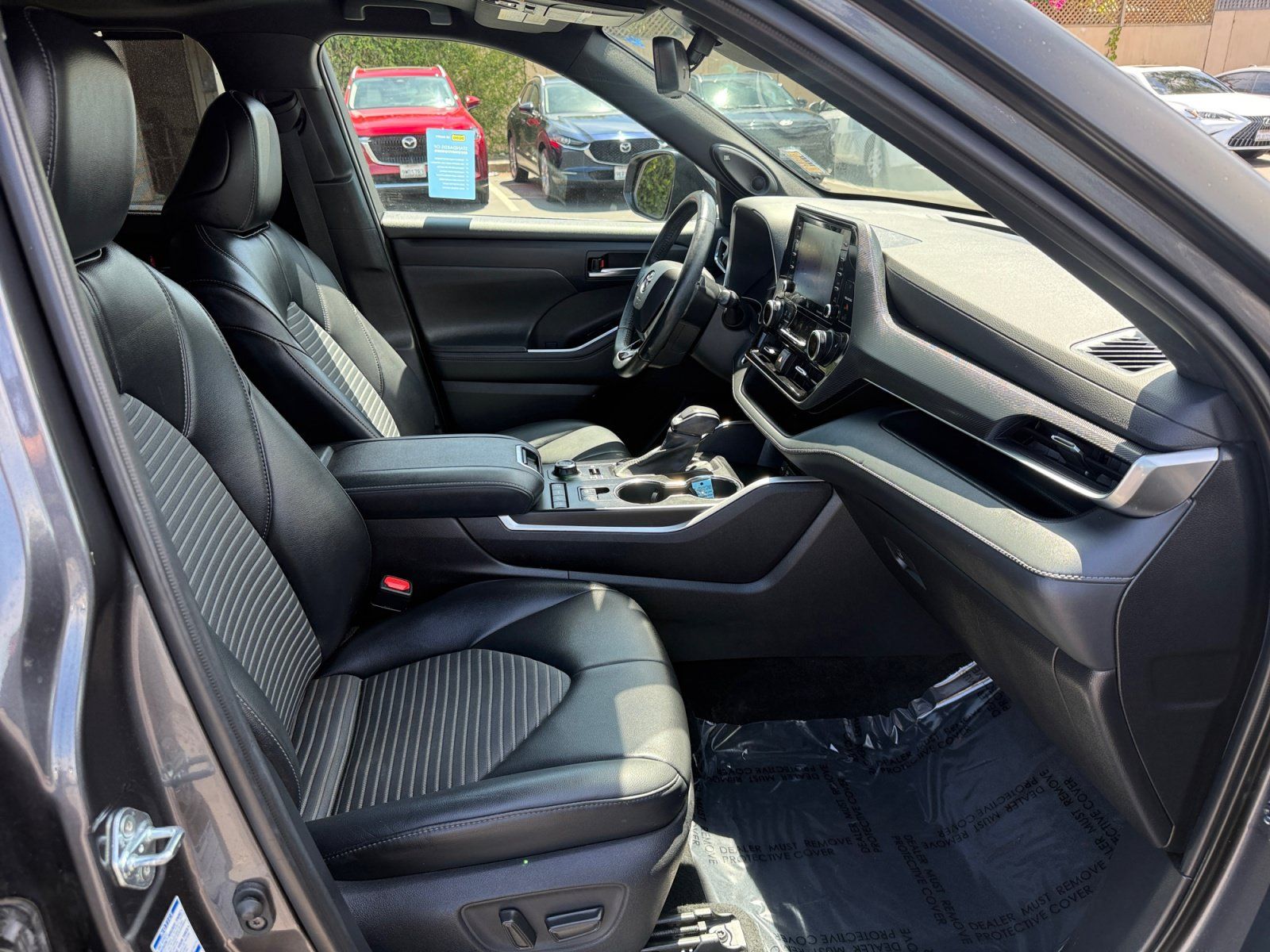 Used 2021 Toyota Highlander XSE AWD/4WD image 20