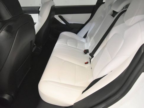 Used 2019 Tesla Model 3 Performance AWD/4WD image 14