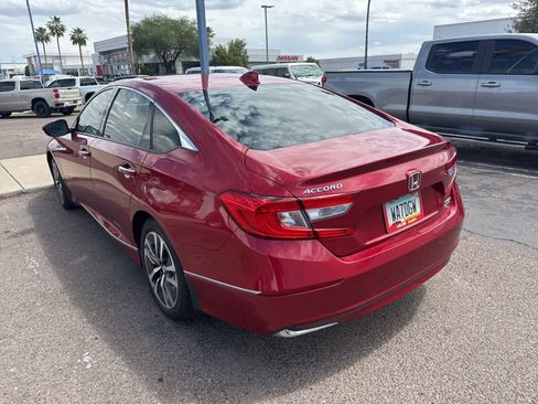 Used 2018 Honda Accord Touring image 7
