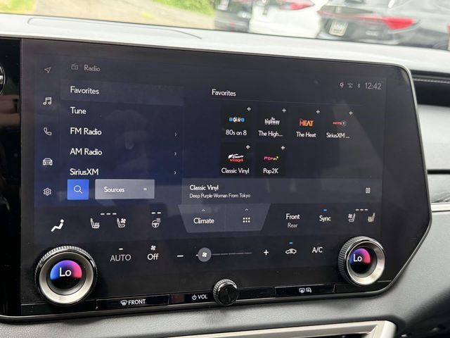 Used 2024 Lexus RX 350 Premium Plus w/ Convenience Package AWD/4WD image 15