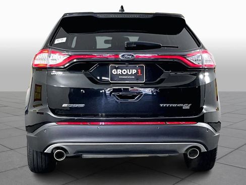 Used 2015 Ford Edge Titanium image 4