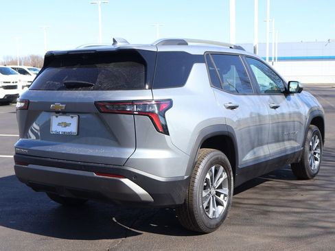 New 2026 Chevrolet Equinox LT w/ Convenience Package II image 8