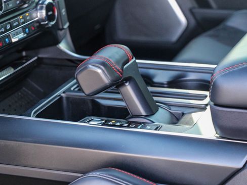 Used 2024 Ford F150 Raptor image 21