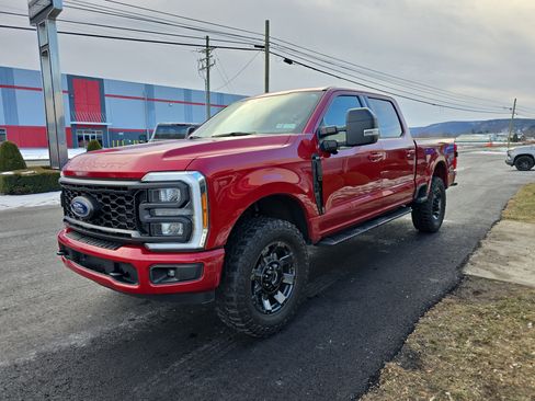 Used 2023 Ford F250 XLT w/ XLT Premium Package image 8