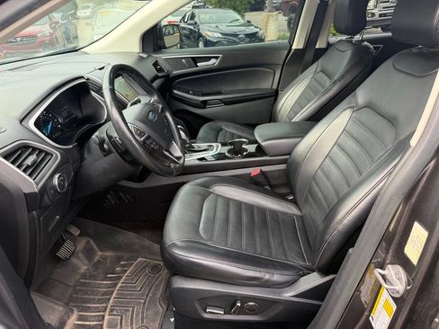 Used 2016 Ford Edge SEL w/ Equipment Group 201A AWD/4WD image 9