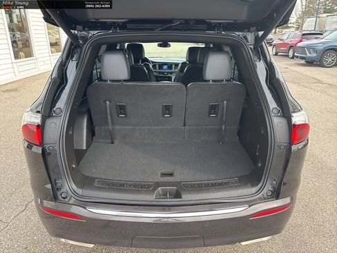 Used 2023 Buick Enclave Essence w/ Trailering Package, 5000 lbs. AWD/4WD image 10