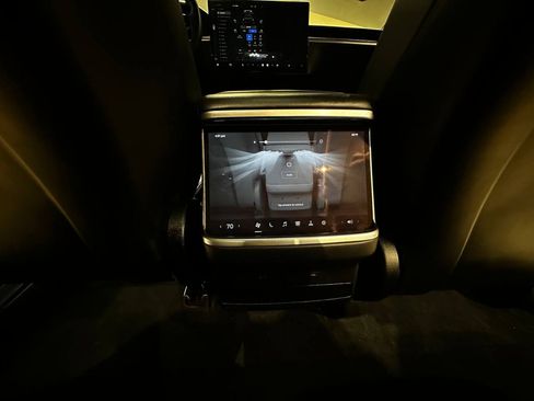 Used 2024 Tesla Model X image 26