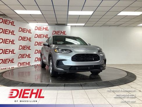 Used 2024 Honda HR-V LX image 1