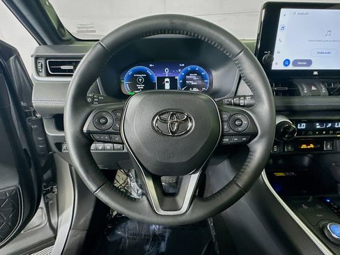 Used 2025 Toyota RAV4 XSE w/ Advanced Technology Package AWD/4WD image 15