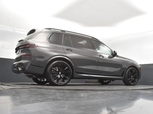 Used 2026 BMW X7 xDrive40i w/ Executive Package AWD/4WD image 45