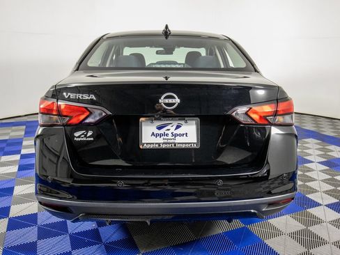 Used 2025 Nissan Versa SV FWD image 7
