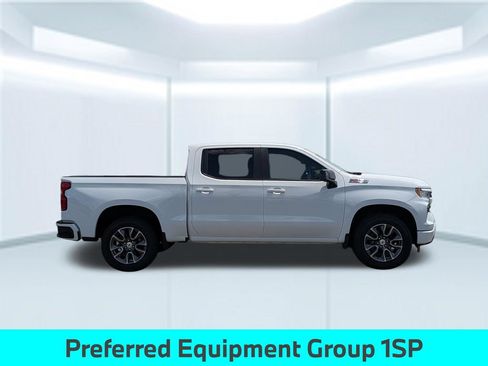 Used 2024 Chevrolet Silverado 1500 RST w/ Z71 Off-Road Package AWD/4WD image 8