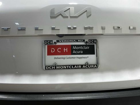 Used 2022 Kia Telluride LX AWD/4WD image 7