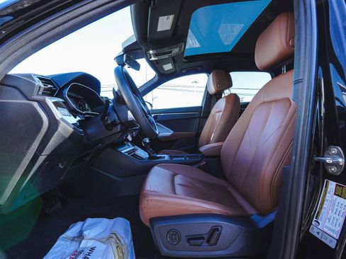 Used 2025 Audi Q3 2.0T Premium image 29