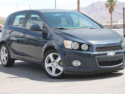 Used 2016 Chevrolet Sonic LTZ FWD image 2