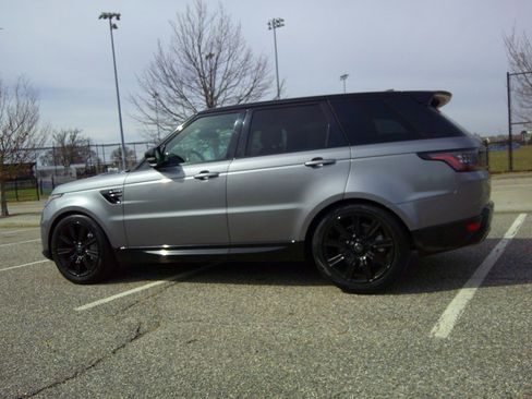 Used 2021 Land Rover Range Rover Sport HSE Silver Edition image 39
