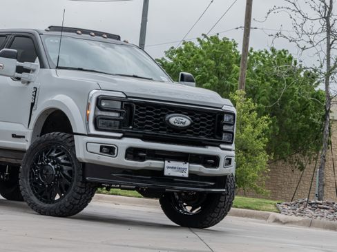 Used 2026 Ford F450 Platinum w/ Platinum Plus Package image 42