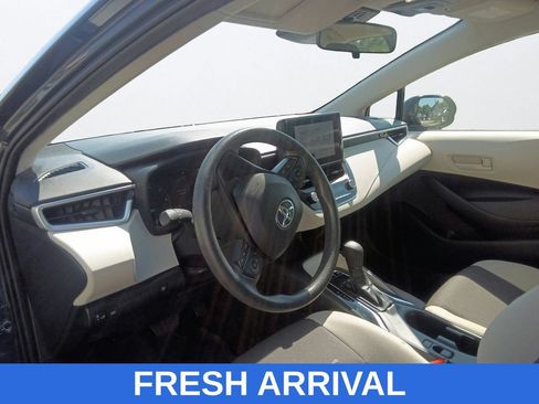 Used 2024 Toyota Corolla LE w/ LE Convenience Package FWD image 21