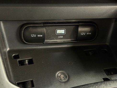 Used 2023 Kia Soul LX FWD image 24