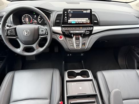 Used 2025 Honda Odyssey EX-L image 10