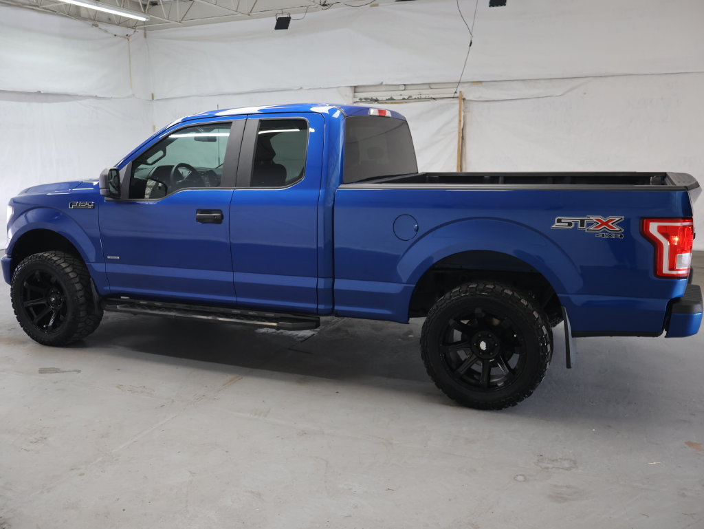 Used 2017 Ford F150 XL w/ Equipment Group 101A Mid AWD/4WD image 4