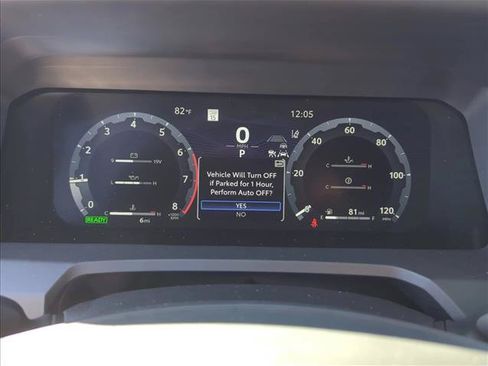 Certified 2025 Toyota Tacoma TRD Off-Road AWD/4WD image 18