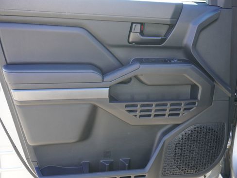 Used 2025 Toyota Tacoma SR5 image 18