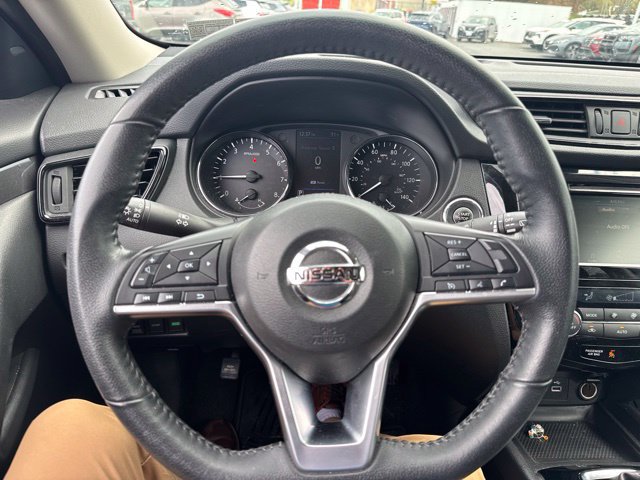 Certified 2020 Nissan Rogue SV AWD/4WD image 19