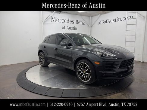 Used 2020 Porsche Macan AWD/4WD image 1
