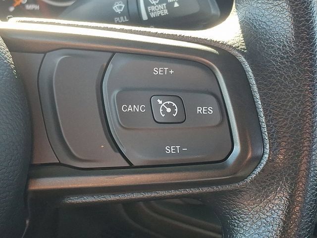 Used 2025 Jeep Wrangler Sport AWD/4WD image 20