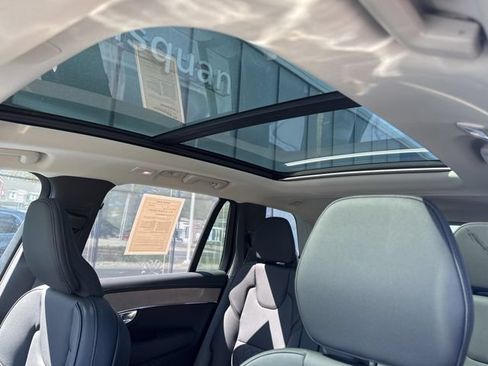 Certified 2025 Volvo XC90 B6 Plus AWD/4WD image 27
