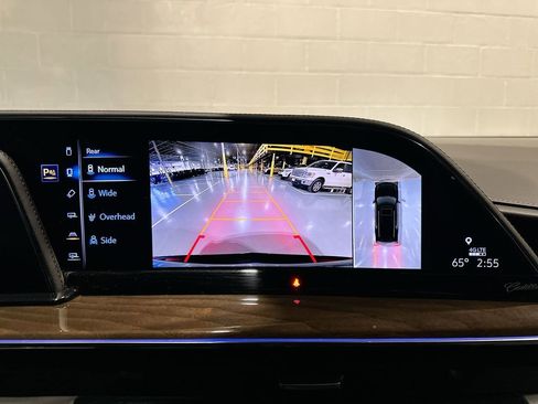 Used 2023 Cadillac Escalade Sport Platinum w/ LPO, Floor Liner Package image 18