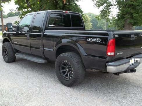 Used 2007 Ford F250 4x4 SuperCab Super Duty image 3
