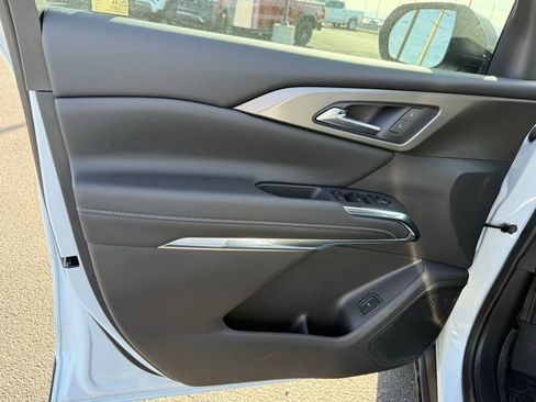 New 2026 Chevrolet Traverse LT w/ Driver Confidence Package image 23