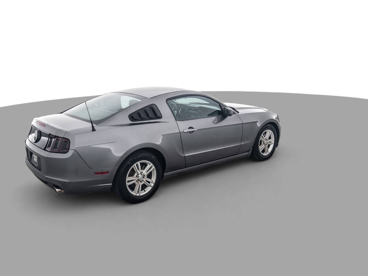 Used 2014 Ford Mustang Coupe RWD image 5