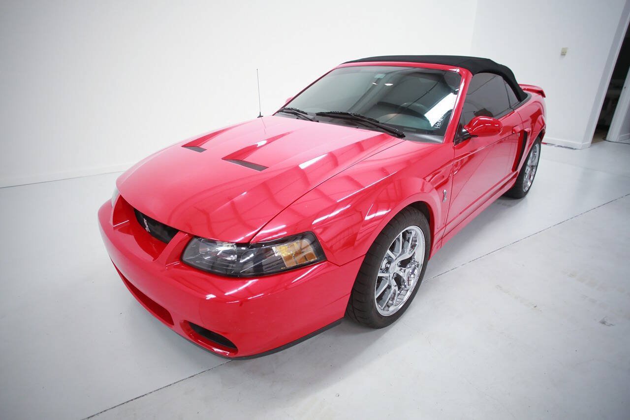 Used 2004 Ford Mustang Cobra RWD image 14