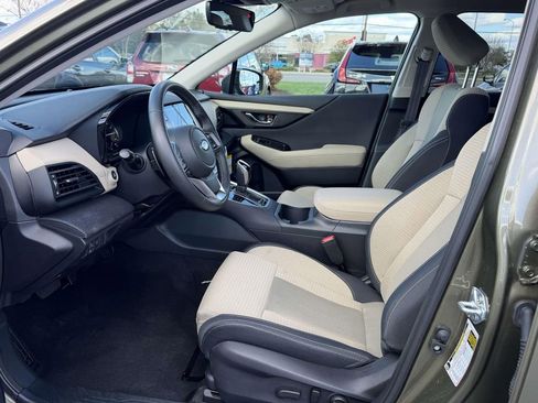 Certified 2025 Subaru Outback Premium image 18