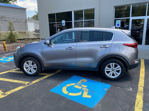 Used 2019 Kia Sportage LX AWD/4WD image 13