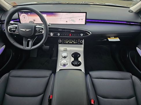 New 2026 Genesis GV70 2.5T Advanced image 9