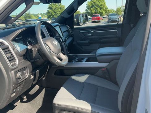 Used 2022 RAM 1500 Big Horn AWD/4WD image 17