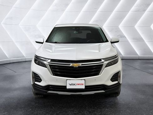 Used 2022 Chevrolet Equinox LT AWD/4WD image 2