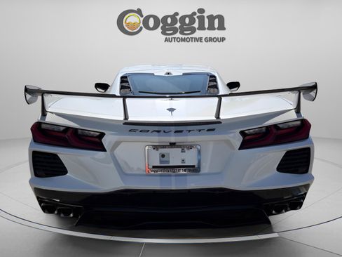 Used 2023 Chevrolet Corvette Stingray Premium Cpe w/ Z51 Performance Package RWD image 4