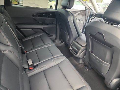 New 2026 Lincoln Nautilus Premier image 21