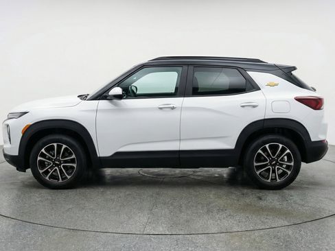 Used 2025 Chevrolet TrailBlazer LT FWD image 5