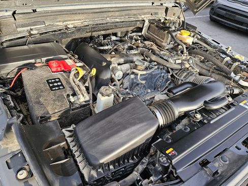 Used 2021 Jeep Wrangler Unlimited Sport image 35