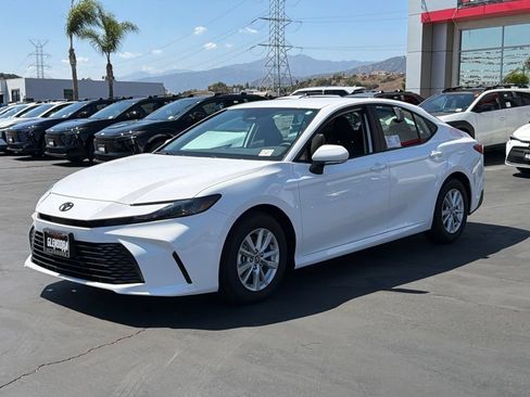 New 2026 Toyota Camry LE w/ Preferred Package 1 (TMS) FWD image 5