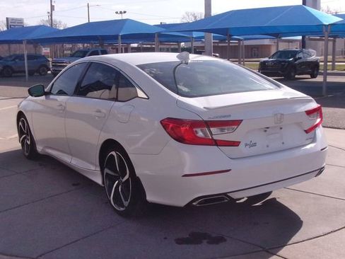 Used 2019 Honda Accord Sport image 11