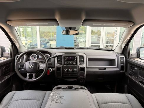 Used 2013 RAM 1500 Express RWD image 29