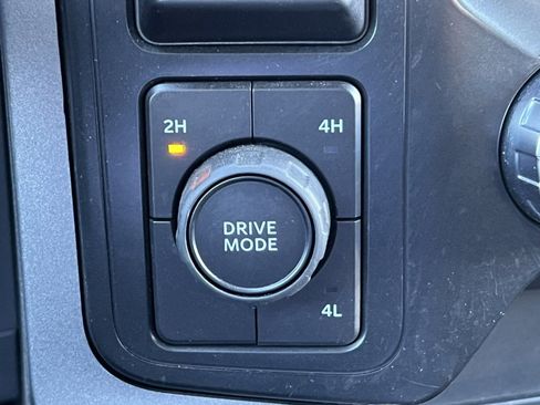 Certified 2022 Ford F150 XLT w/ Equipment Group 302A High image 36